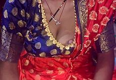 Veliki šef trdo jebe osamljeno deklico zaposlenko v pisarni