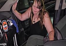 big milf tits bouncing after concert!