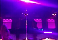 Destiny Mae's full dance set at Oval Office Green Bay captivates