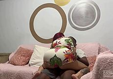 Batendo uma punheta para minha madrasta gostosa hoje vou comer o cuzinho apertadinho dela?