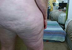 Holy Shit, Mature Booty Spreading in Thongs!