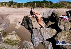 Madura liberal banging mature German on Mexico beaches, wow!