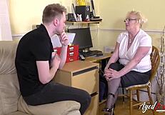 Latinchili, sexy southern matures masturbating!