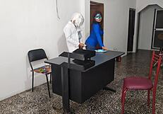 Γιατρός γαμάει αισθησιακά τη γραμματέα στο γραφείο