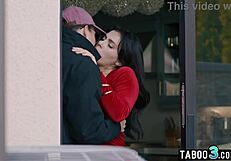 苗条军嫂Valentina Nappi被女主人满足