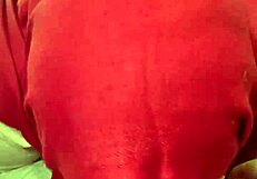 Mia Niqab's first homemade video