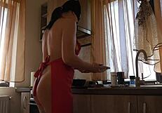 MilfyCalla mixes cooking with ass worshiping and swallowing in the kitchen