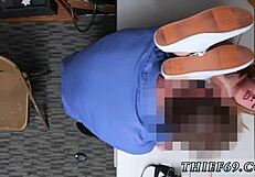 Police officer eyes teen 18+ thief