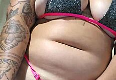 eu to batendo siririca pro meu amante e gravei pra ele ver, tipo