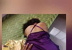 Delivery Boy Bangs Hot Sexy Bhabhi In Desi Hardcore Action.