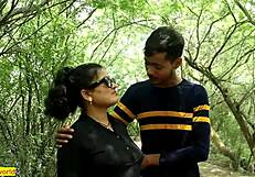 Indian bhabhi gets her ass pounded hard outdoors