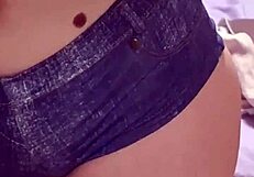 Fetish Mistress Elza Koms Demands Ass Worship