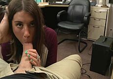 Fine Chick Boldly Exposes Arse And Pussy In Erotic Reality Show Competition