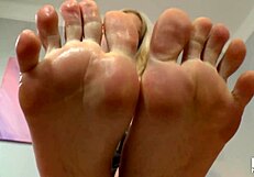 Danielle Maye and Mika savor toes while banging feet