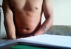 Maluma solves problem while jerking off his cock?