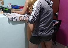 Latina amateur fucks horny stepmother's big ass on Christmas