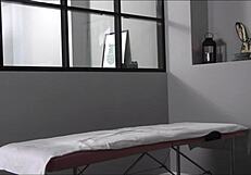 Jennifer Lorentz gives an incredibly hot massage to a virgin babe