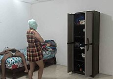 housewives desperate for sex... start therapy to soothe their lust.