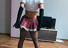 Siswi Myredfoxgirl Nunggu Ayah Tiri Masukin Kontolnya Dalam