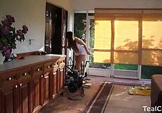 vicky vette licks huge pussy in pool