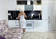 When Stepson Fucks Stepmom In The Ass She Forgets That Breakfast Is Being Prepared