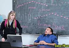 H Ho Teen 18+ Sucking Dick in Uniform