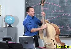 H Ho Teen 18+ Sucking Dick in Uniform