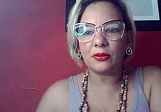 This cunhada is so gostosa, you won't believe