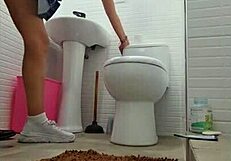 my english teacher teaches me very well in spanish class