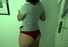 Old and young mix in homemade video of big cock