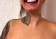 naughty whore offers blowjob or pix deal