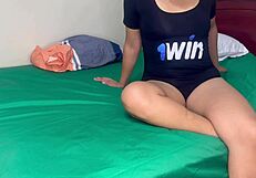 Fake casting girl breaks pussy in four for real amateur homemade sex