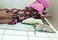 Exclamatory-Provocative Viral hijab mahasiswi getting pounded doggy style, hot!