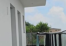 spanish bodybuilder with fake big tits fucks muscular tommy cabrio while neighbors peek