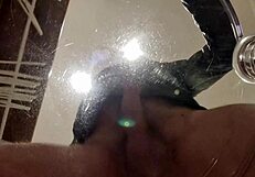 amatoriale sega con sborrata - cazzo enorme schizza tanto sperma