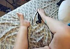 Pregnant milf delivers a full sloppy blowjob ending with facial