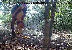 Ousadinha no Matinho: Wife with BBC in Wild Setup