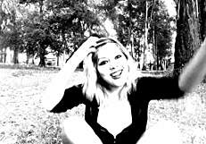 Chica sexy fingering her ass 😏