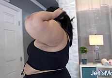 I pleasure BBW Crystal Blue with toys and fingers