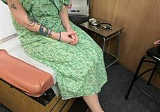 scarlett johnson tit consultant