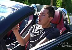 Si že videl mokre rimarje v akciji pri Girlsrimming?