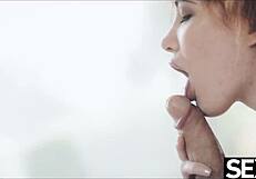 وااو، هذه الشقراء الجنسية تركب قضيبا إلى نشوات متعددة مجنونة