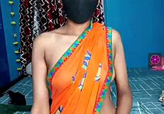 Can you handle this Indian girl's live sex?