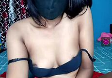 Can you handle this Indian girl's live sex?