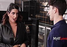 Busty Arab Milf Surprises with Random Blow at Blockbuster