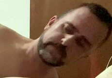 Amateur Couple's Passionate Homemade Sex Ends With Huge Cumshot