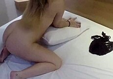 adoro esfregar a buceta em uma rola assim