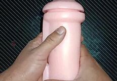 Видел ли ты, как Кисси делает быстрый минет перед наполнением кремпаем?