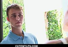 Hey, Claudia Valentine is ovulating and ready for Dustin Daring to fuck her hard! 😏