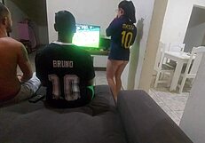 Apostou A Mulher Com O Amigo E Perdeu E Ela Teve Que Fazer Sexo Com O Amigo